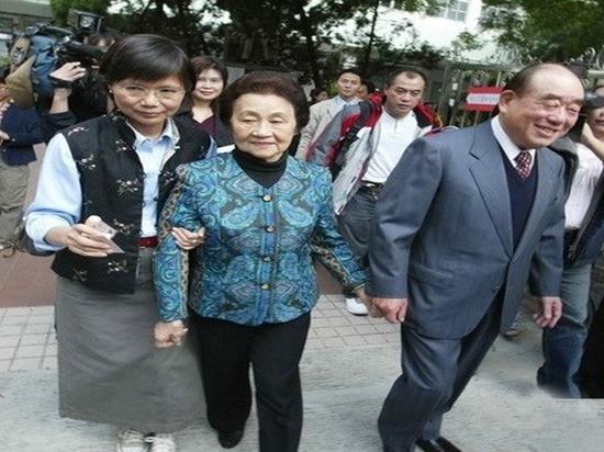 國民黨大佬郝伯村夫人病逝 子郝龍斌望低調辦后事